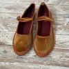 Bailarinas ocre