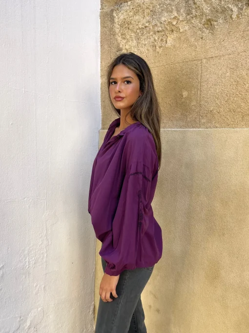 Camisa oversize berenjena