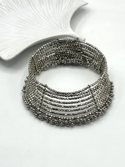 Chocker plateado rígido bolitas