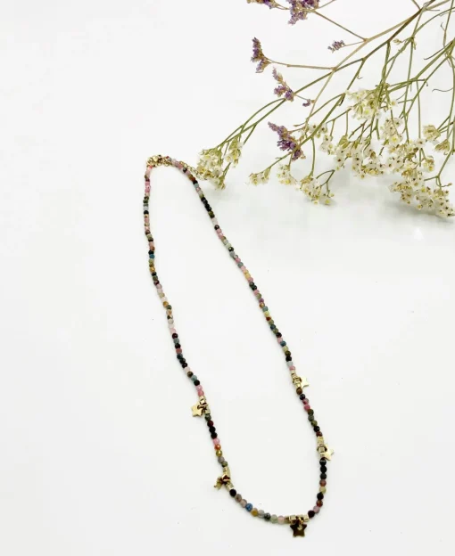 Colgante estrellas y piedras de colores