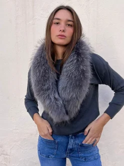 Cuello pelo natural gris