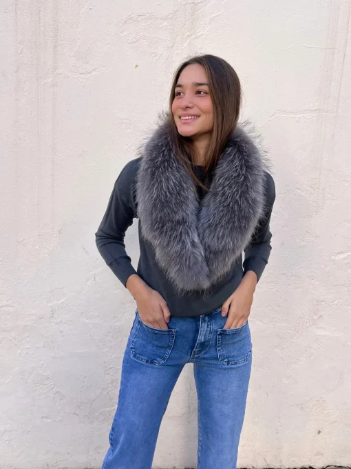 Cuello pelo natural gris