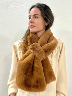 Cuello pelo sintético brown