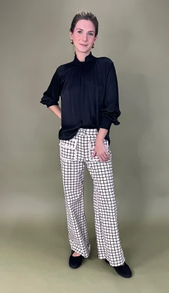 Pantalón cuadros bolsillos