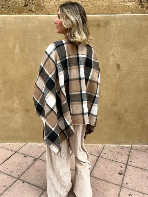 Poncho cuadros